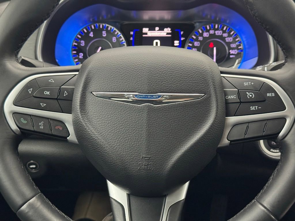 Used 2015 Chrysler 200 Limited w/ Convenience Group FWD image 15