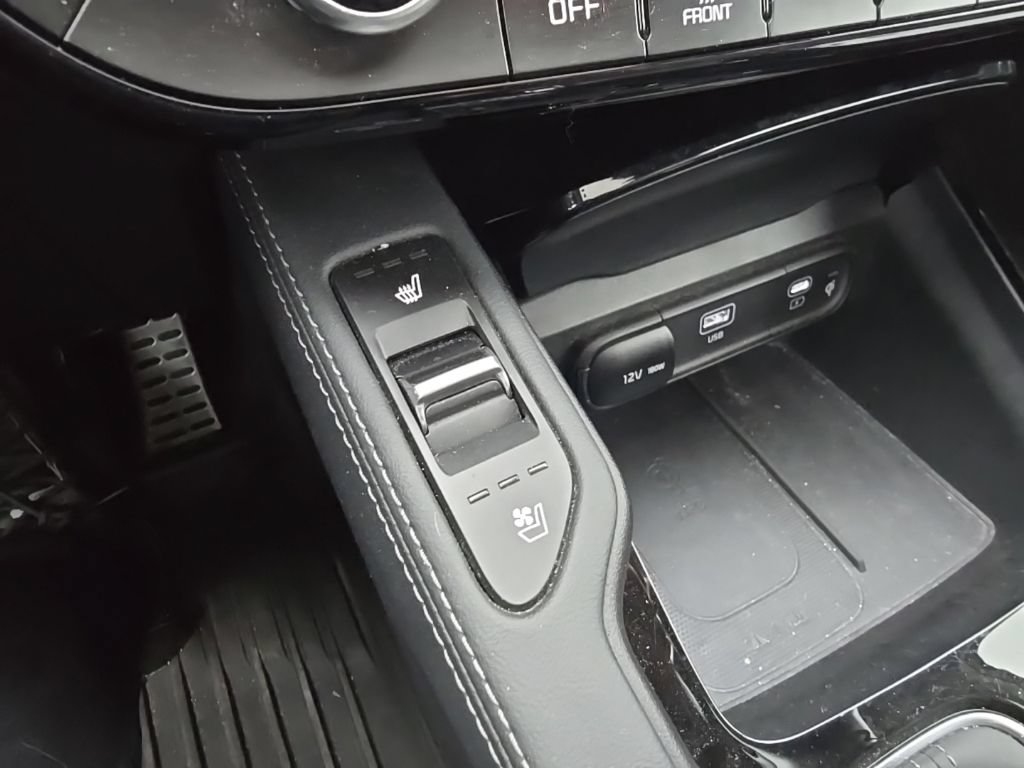 Used 2024 Kia Telluride SX w/ Towing Package AWD/4WD image 24