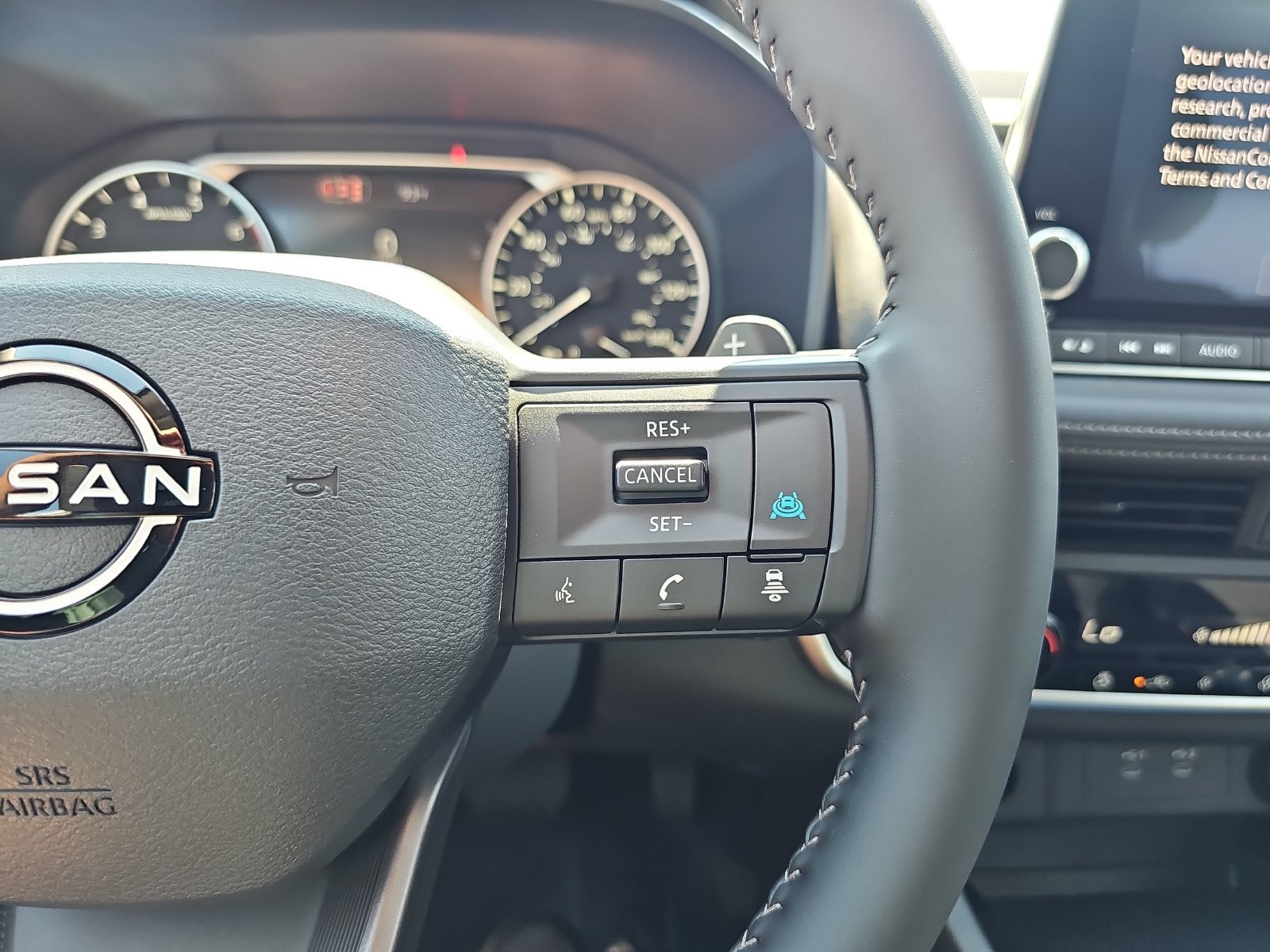 New 2027 Nissan Rogue Dark Armor FWD image 18