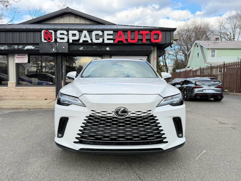 Used 2024 Lexus RX 350 Premium w/ Convenience Package image 2
