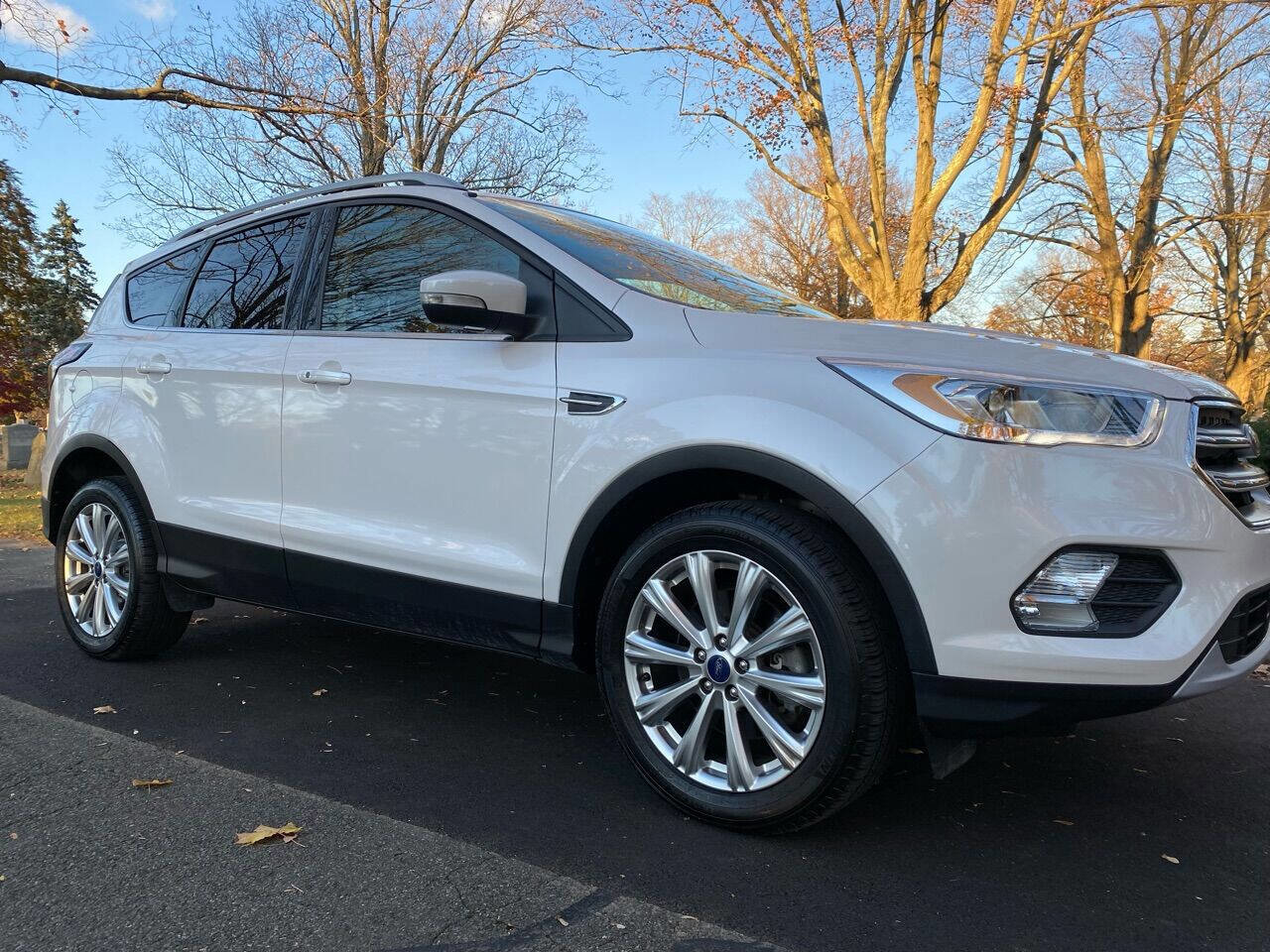 Used 2017 Ford Escape Titanium w/ Canadian Touring Package image 21