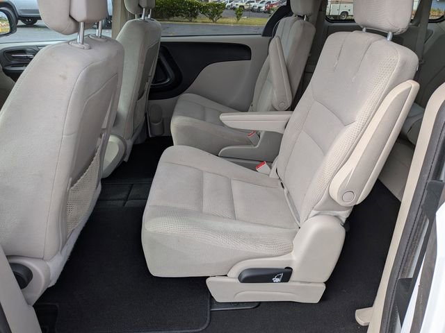 Used 2016 Dodge Grand Caravan SE w/ Quick Order Package 29E SE FWD image 26