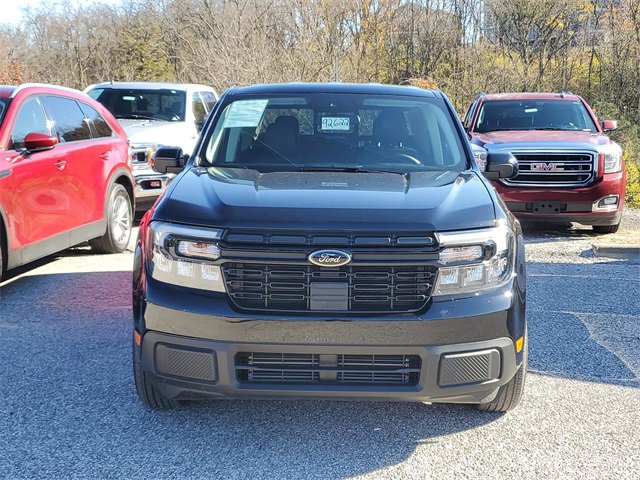 Used 2024 Ford Maverick Lariat w/ Black Appearance Package image 2