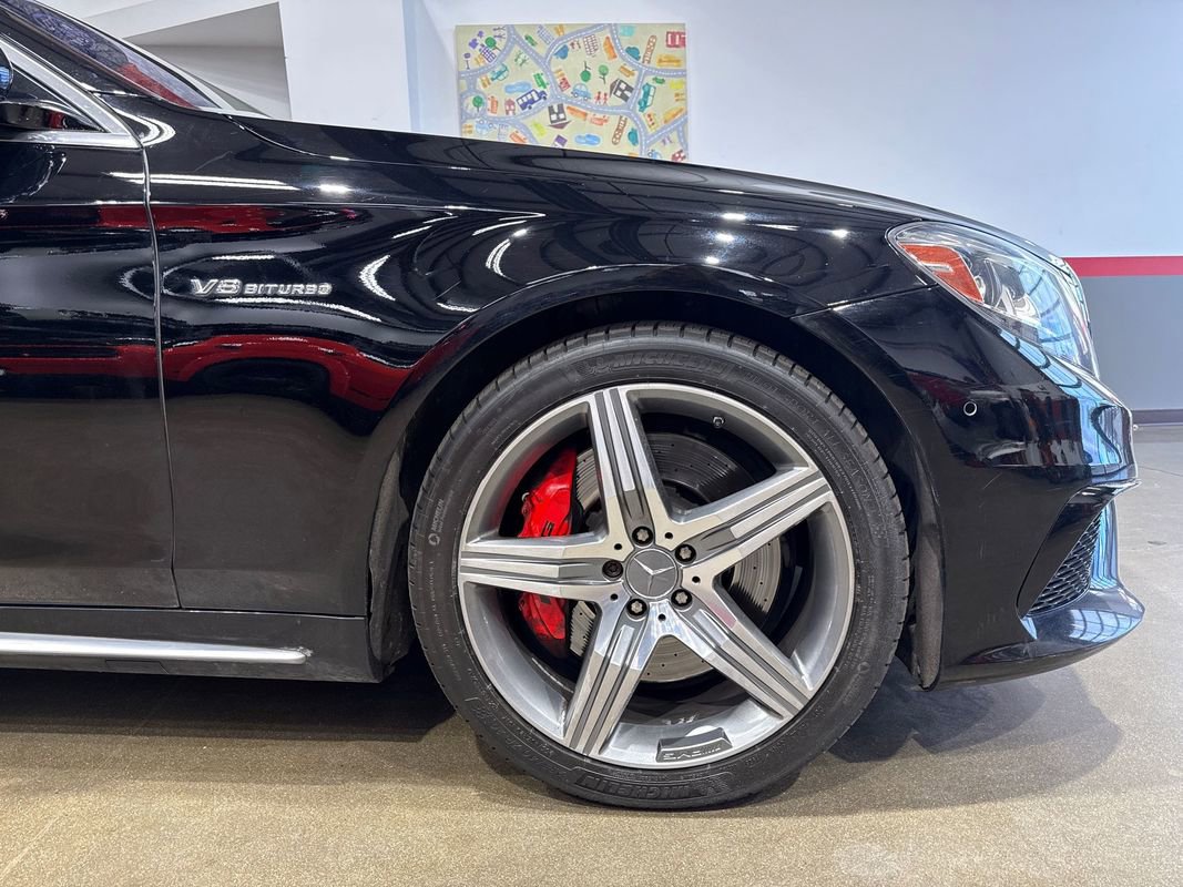 Used 2014 Mercedes-Benz S 63 AMG 4MATIC Sedan image 52