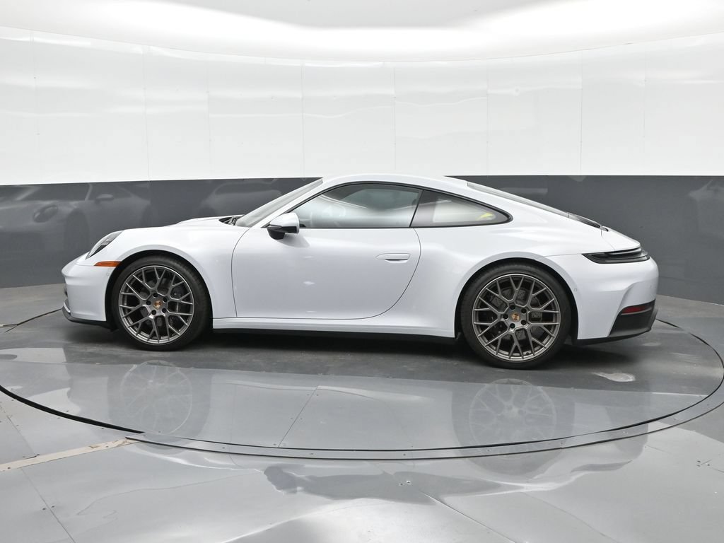 Certified 2025 Porsche 911 Carrera RWD image 2