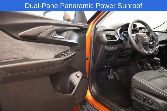 Used 2022 Chevrolet TrailBlazer LT w/ Sun and Liftgate Package AWD/4WD image 9