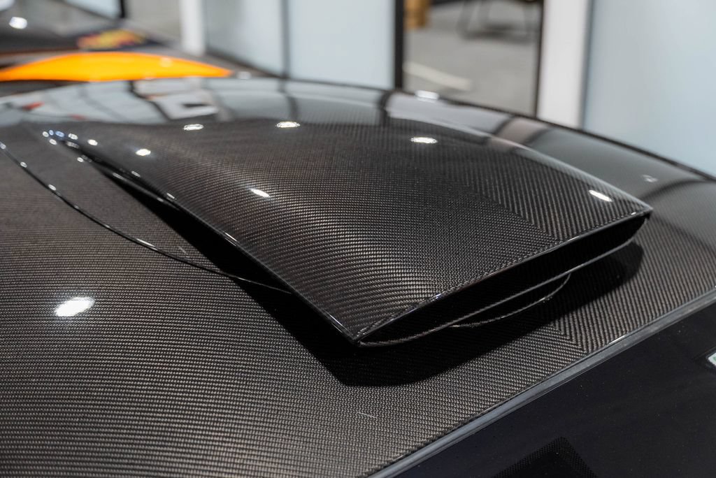 Used 2019 McLaren 600LT RWD image 23