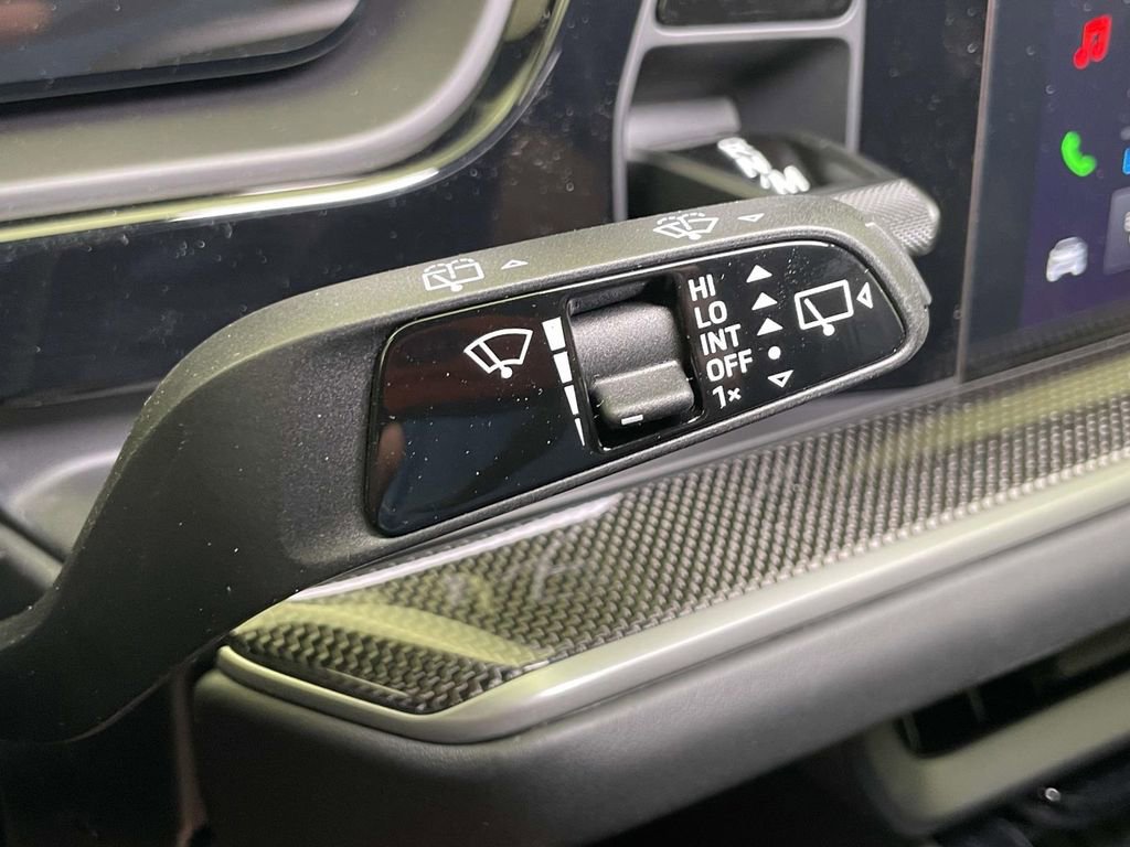 New 2025 Porsche Cayenne Turbo image 40