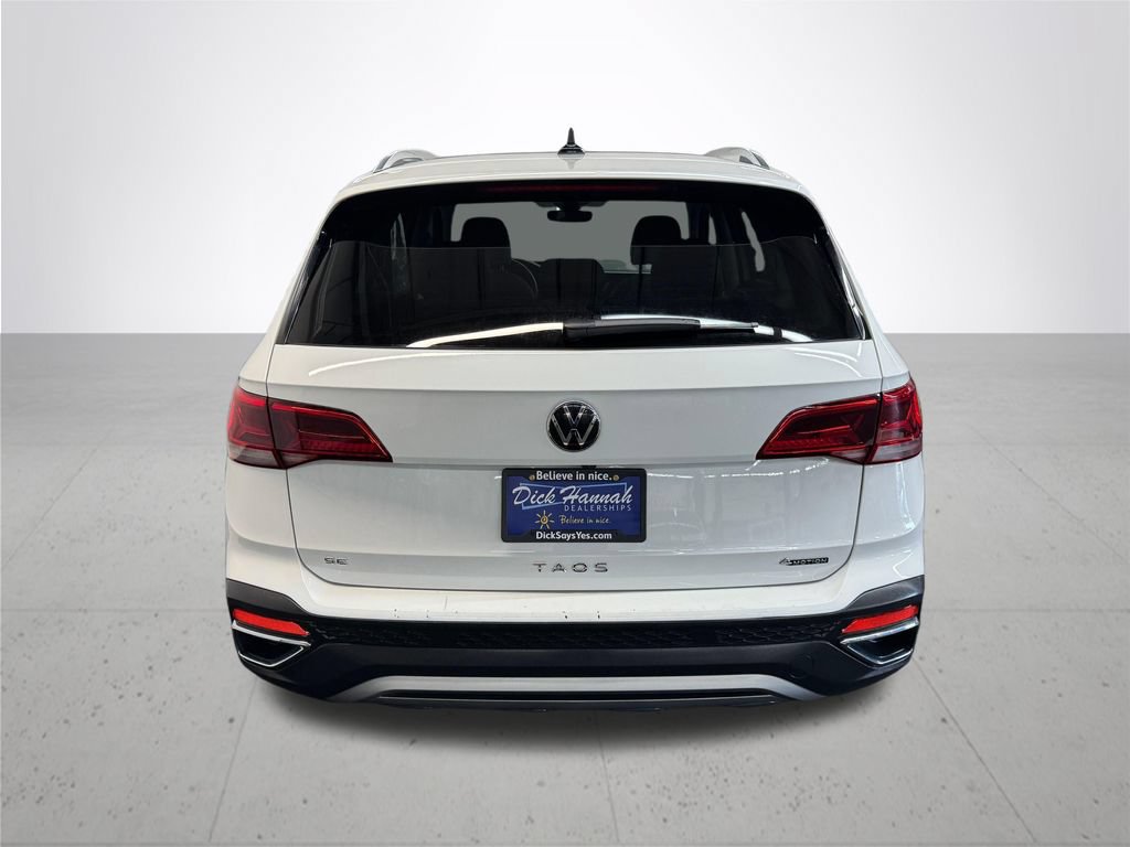Used 2024 Volkswagen Taos SE AWD/4WD image 5