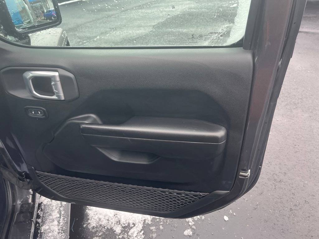 Used 2020 Jeep Wrangler Unlimited Sport S image 32