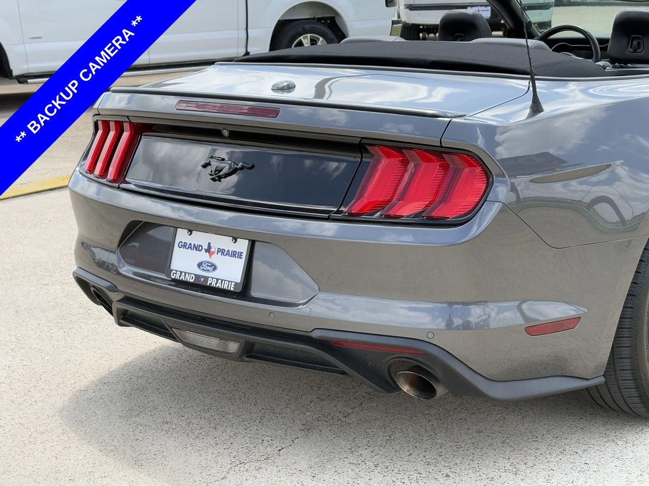 Used 2018 Ford Mustang Premium w/ Equipment Group 201A RWD image 8