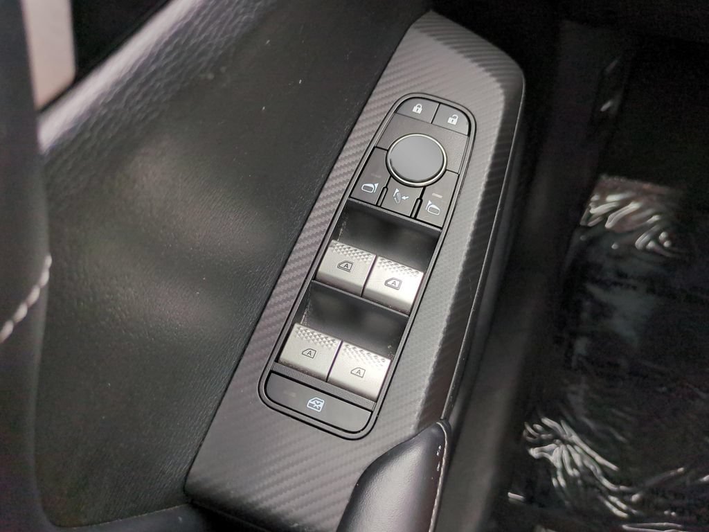 Used 2024 Mitsubishi Outlander SE FWD image 19