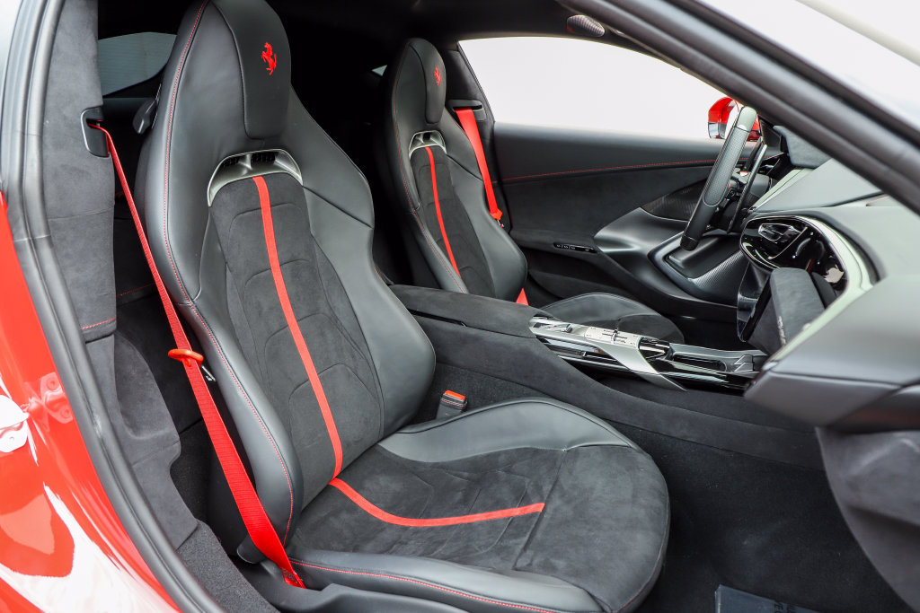 Certified 2026 Ferrari 12Cilindri RWD image 33