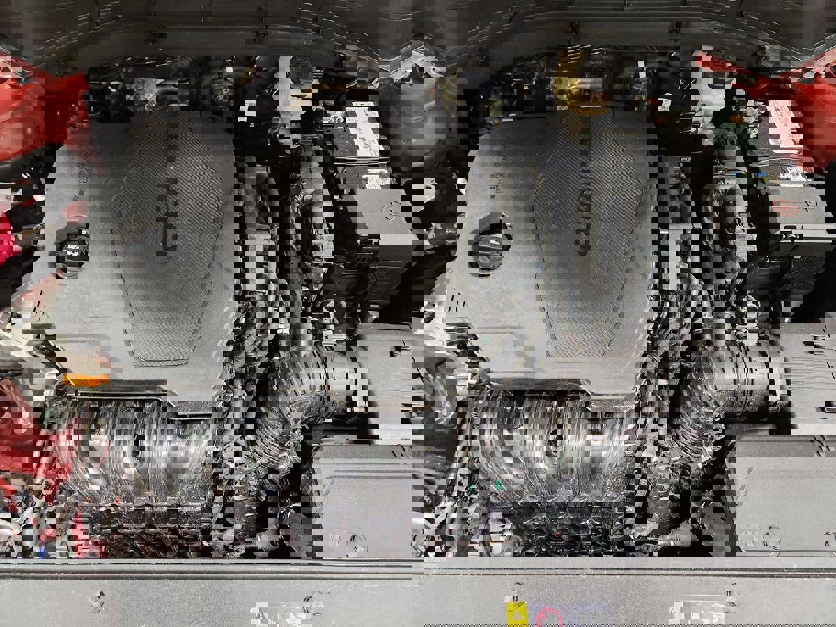 Used 2023 Kia Sorento LX image 54