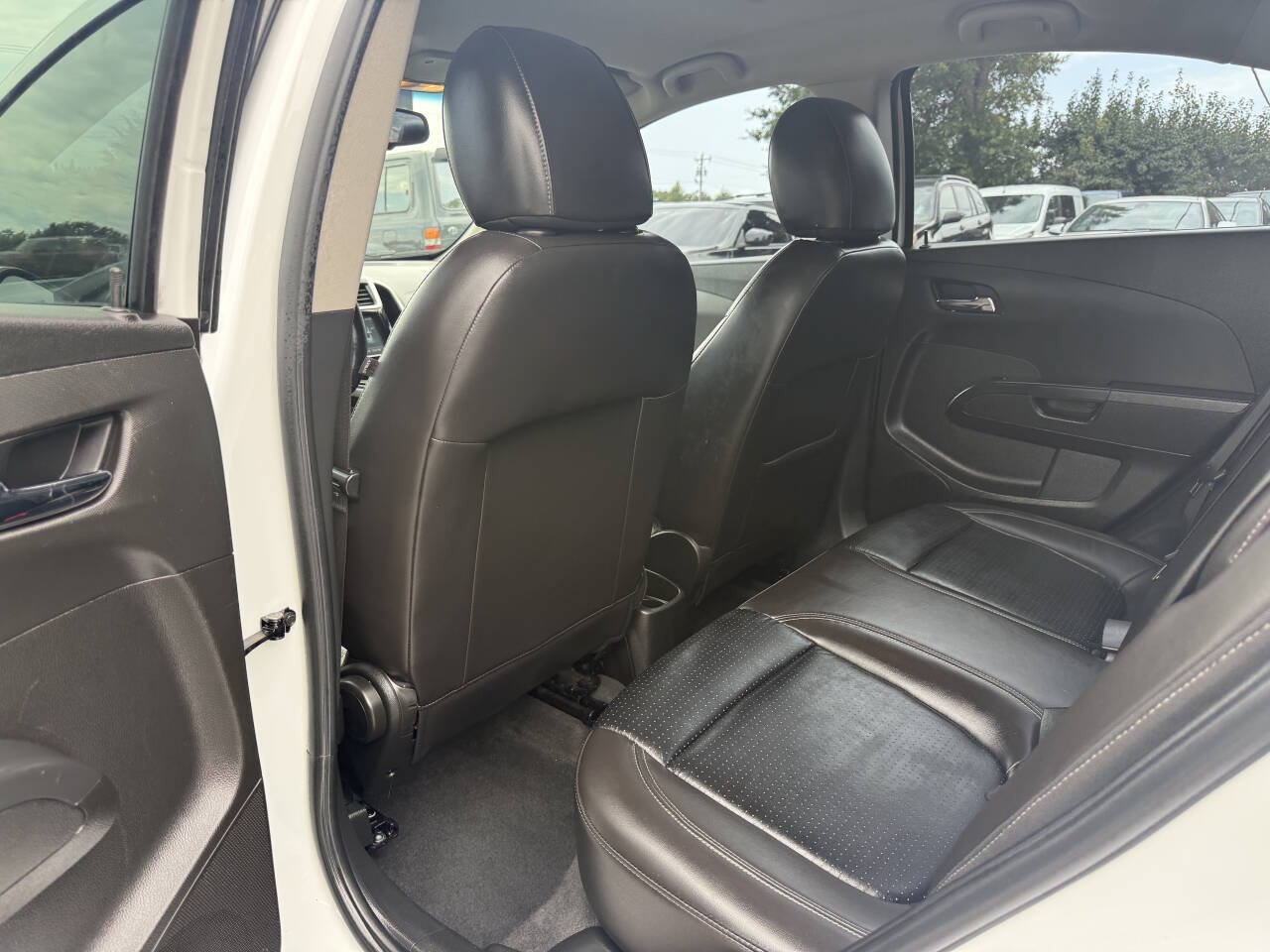 Used 2017 Chevrolet Sonic Premier FWD image 10