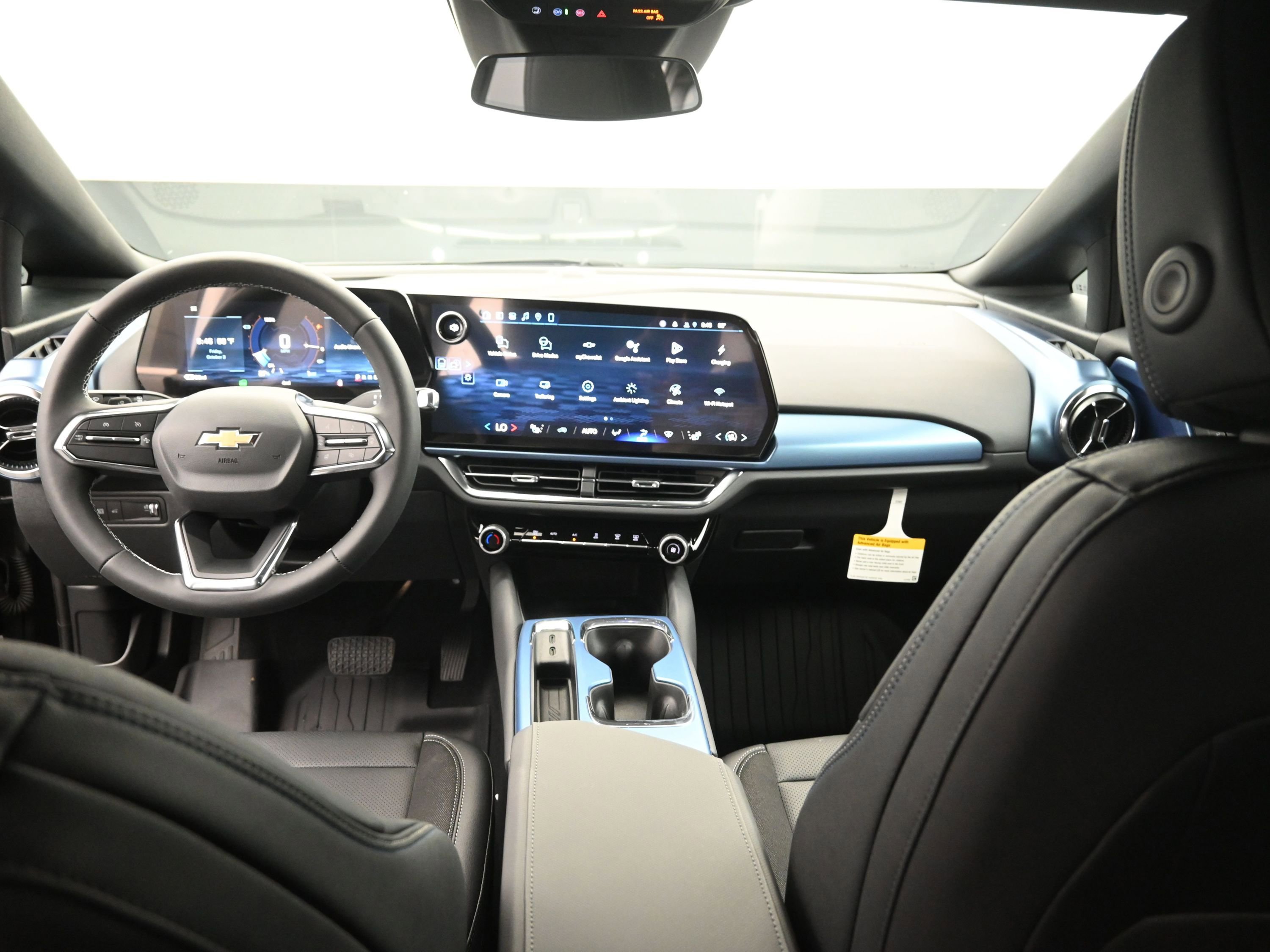 New 2026 Chevrolet Equinox EV LT image 20