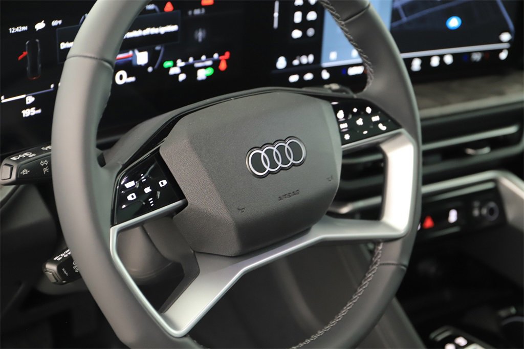 New 2025 Audi Q5 Premium image 16