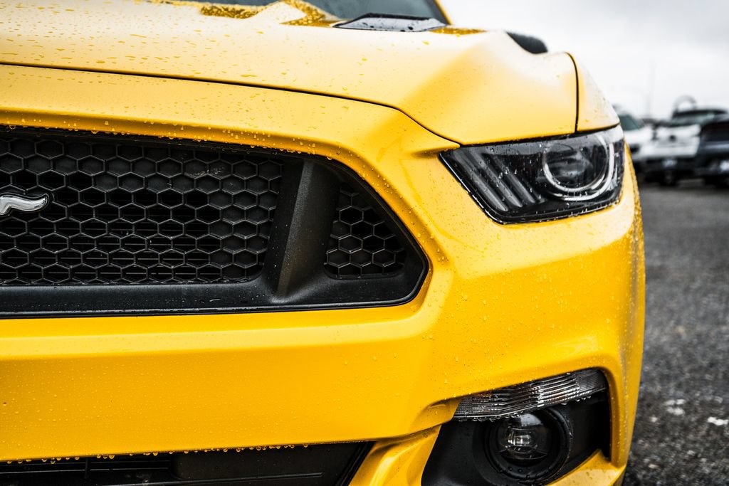 Used 2016 Ford Mustang GT Premium RWD image 9
