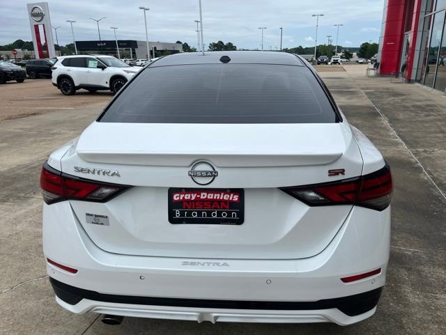 Used 2025 Nissan Sentra SR w/ SR Premium Package FWD image 4