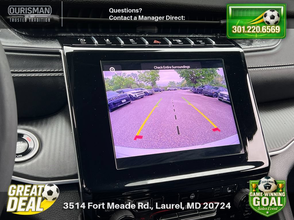 Used 2025 Jeep Grand Cherokee Altitude AWD/4WD image 12