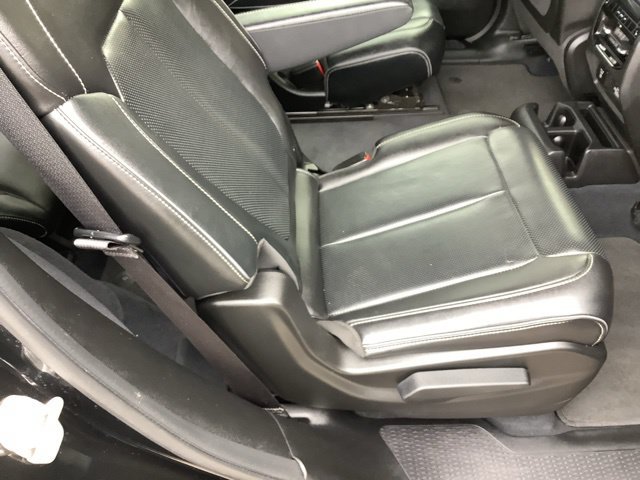 Used 2023 Jeep Grand Cherokee L Overland AWD/4WD image 14