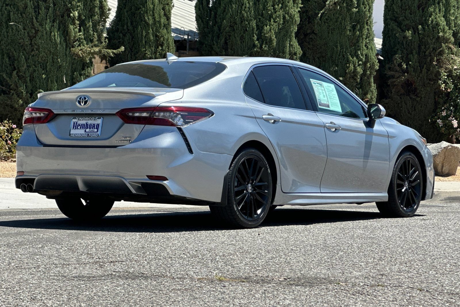 Used 2023 Toyota Camry XSE w/ Cold Weather Package FWD image 4