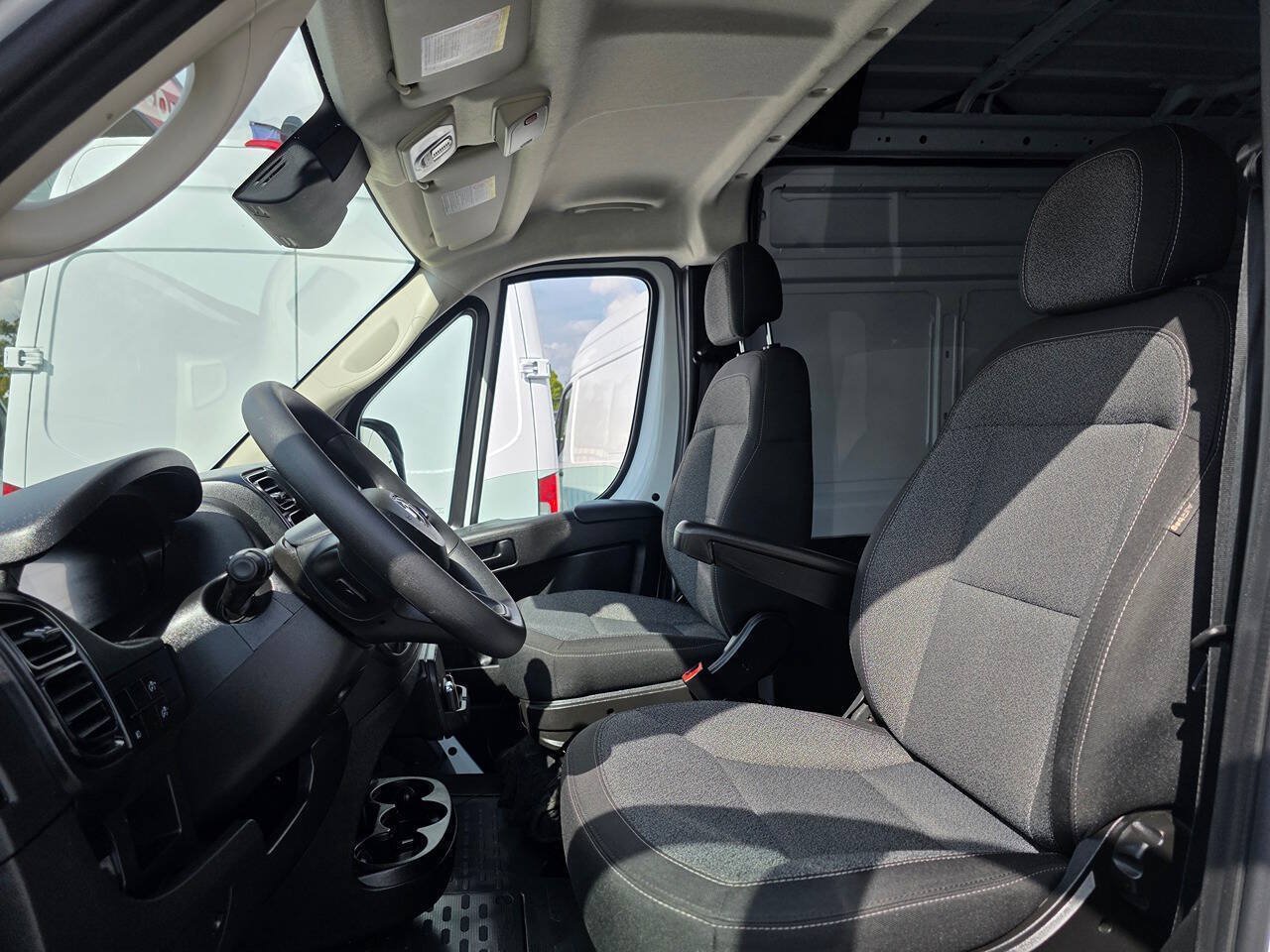 Used 2023 RAM ProMaster 3500 w/ Driver Convenience Group FWD image 12