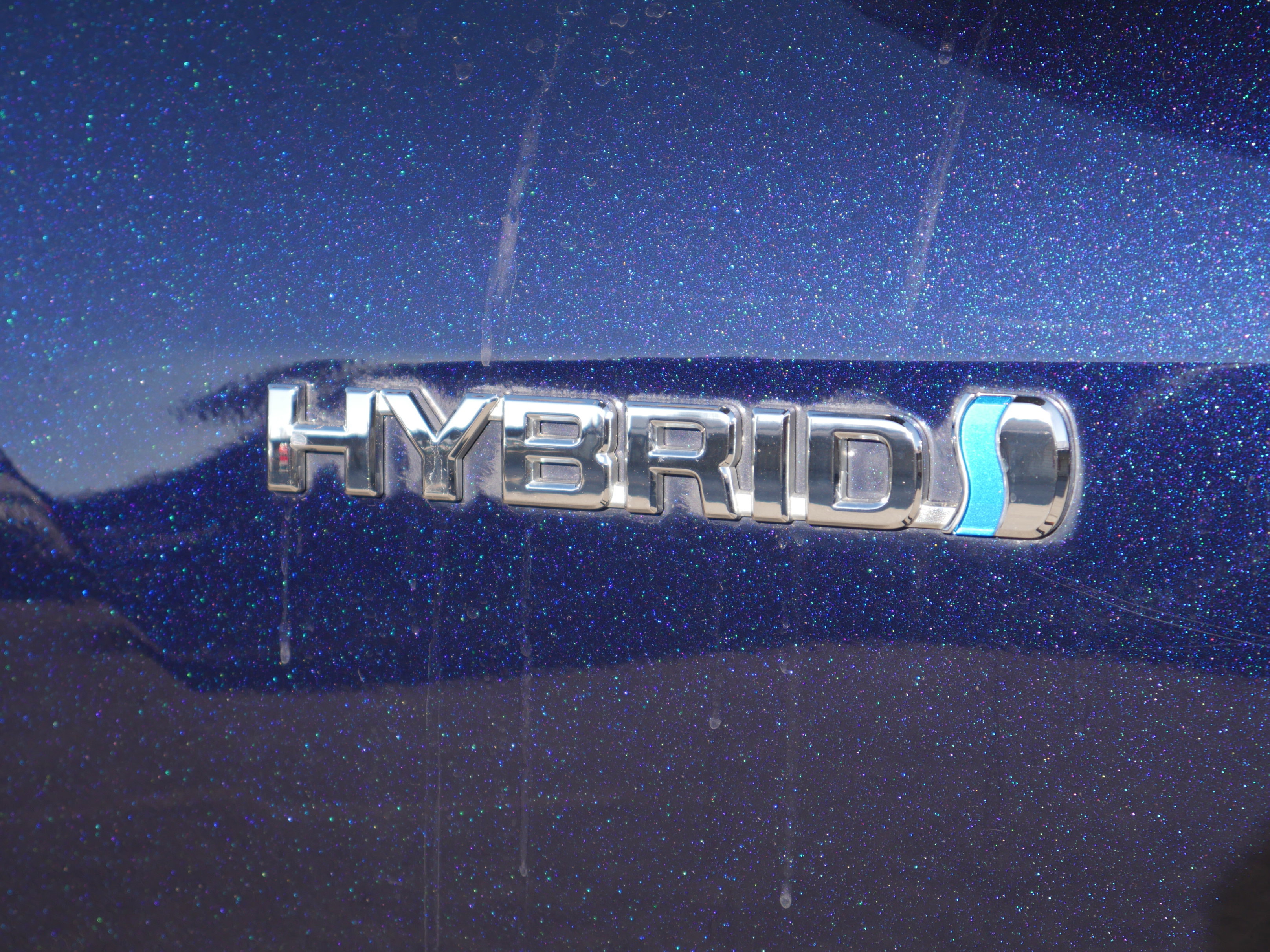 Used 2020 Toyota Highlander XLE AWD/4WD image 18