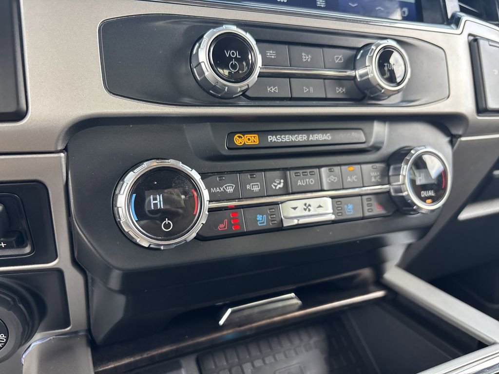 Used 2022 Ford F350 Lariat w/ Lariat Ultimate Package image 21