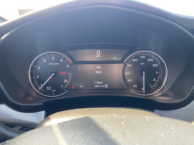 Used 2021 Cadillac XT4 Premium Luxury image 14