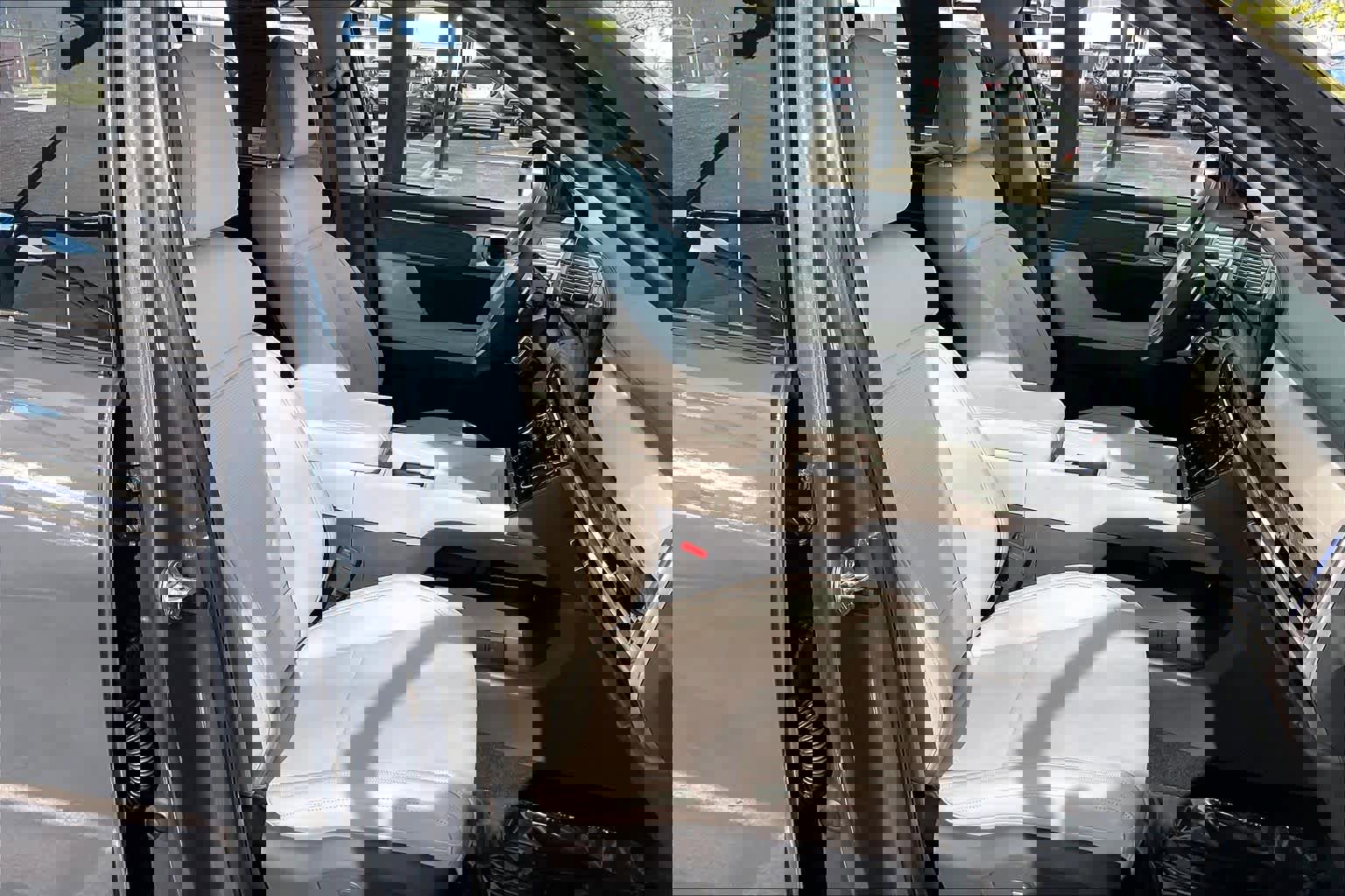 Certified 2026 Hyundai Santa Fe Calligraphy image 9