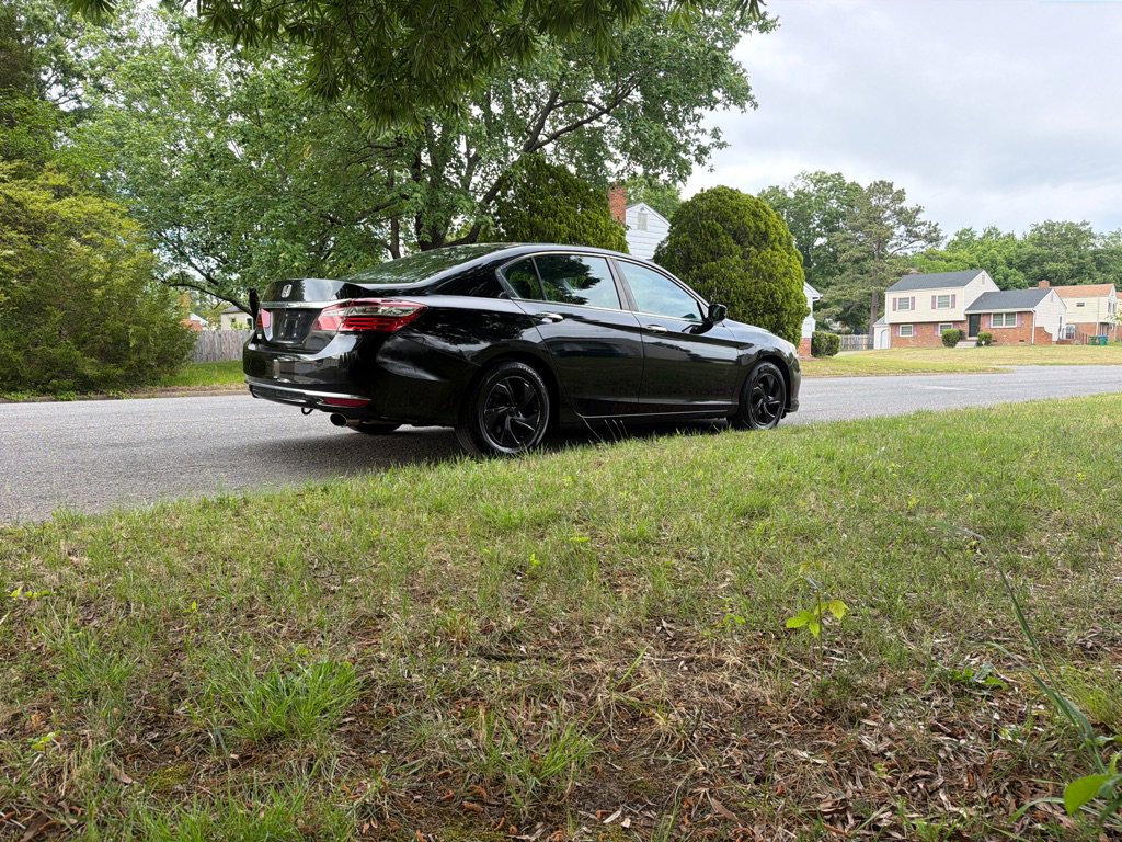 Used 2016 Honda Accord LX image 6