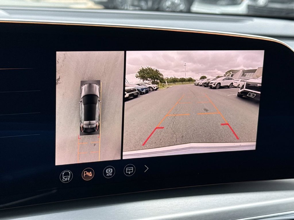 New 2027 Cadillac Lyriq Luxury RWD image 13