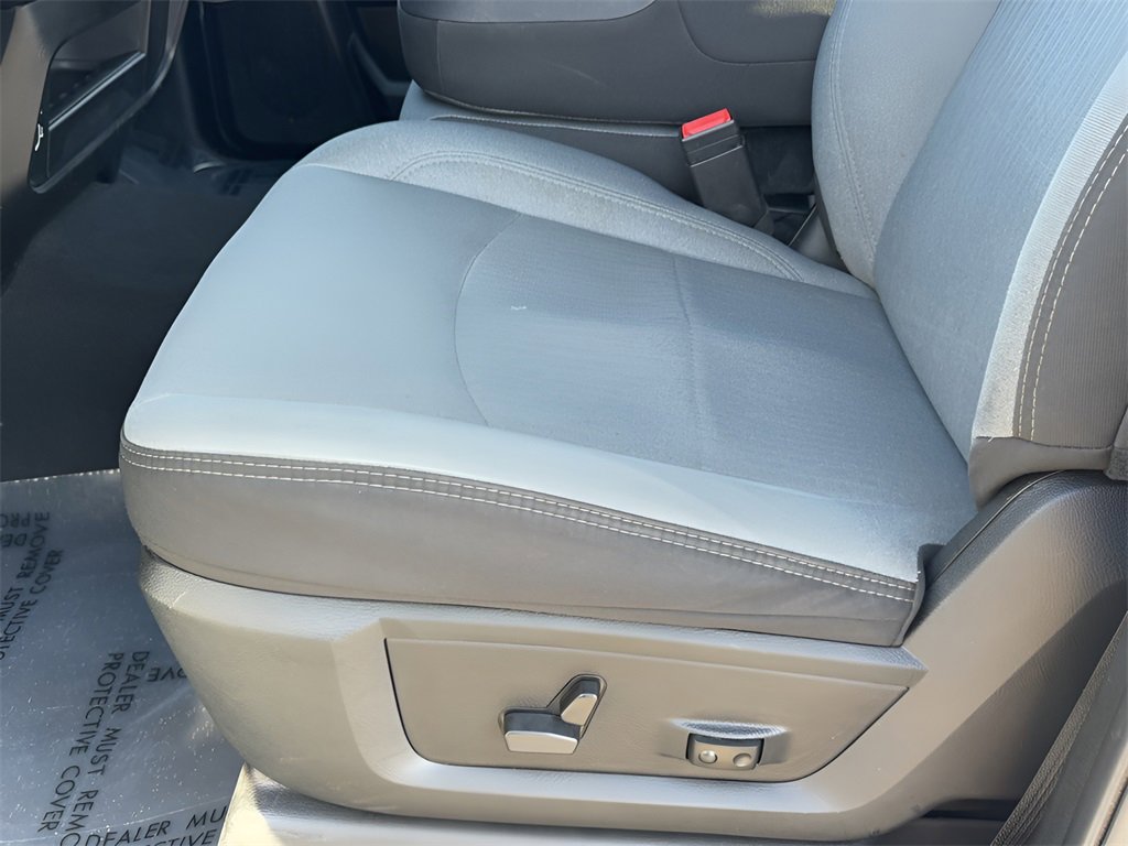 Used 2024 RAM 3500 Big Horn image 25