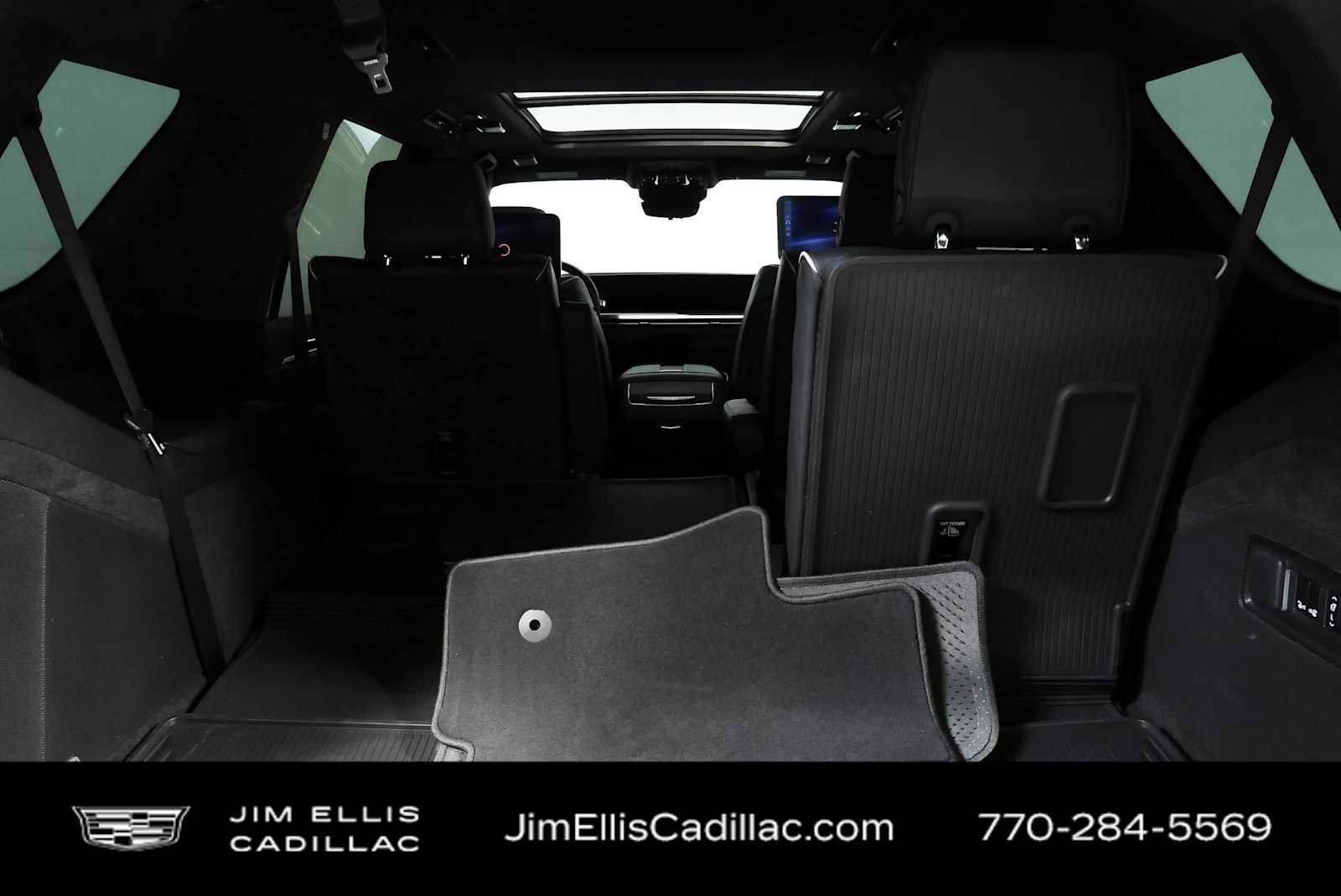 Certified 2026 Cadillac Escalade V w/ LPO, Onyx Lite Package AWD/4WD image 31