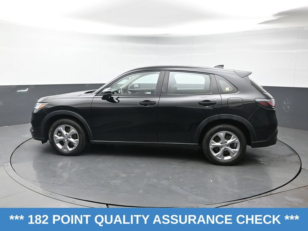 Used 2023 Honda HR-V LX image 4