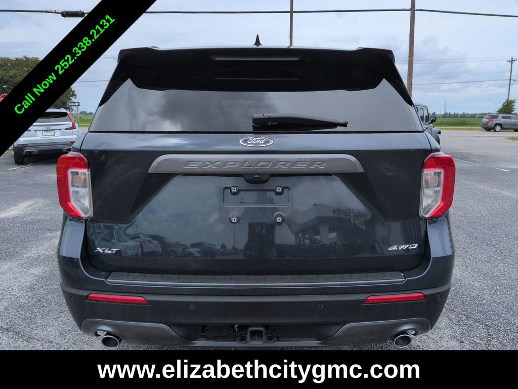 Used 2024 Ford Explorer XLT w/ Equipment Group 202A AWD/4WD image 5