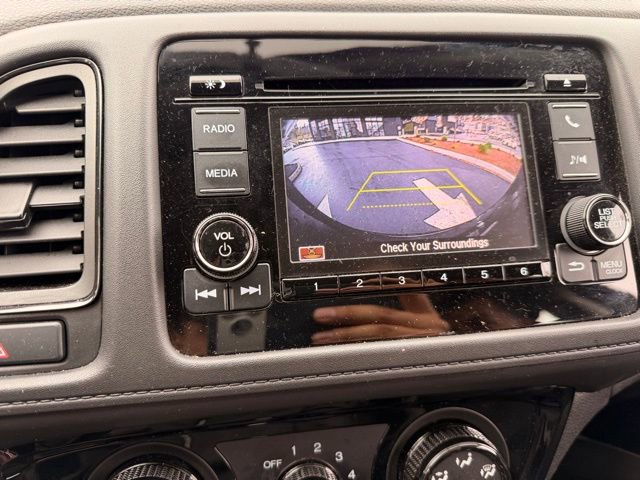Used 2021 Honda HR-V LX image 12