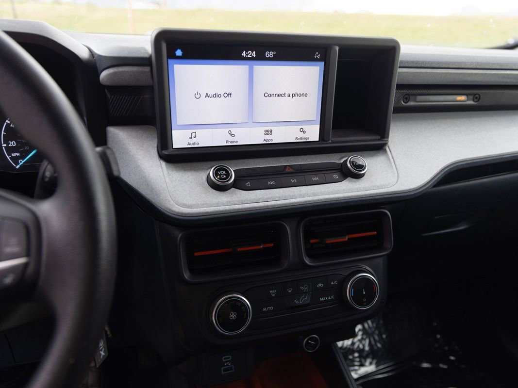 Used 2022 Ford Maverick XLT image 17