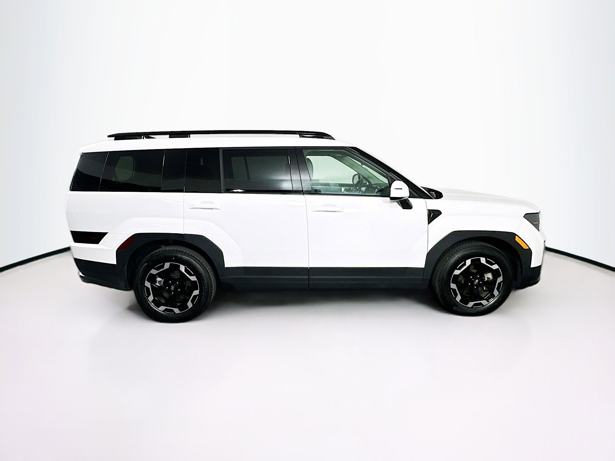 Used 2025 Hyundai Santa Fe SEL image 10