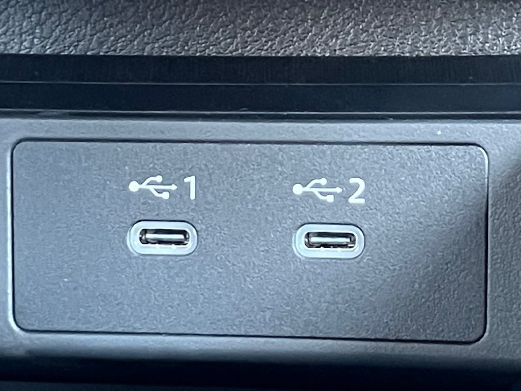 New 2026 Nissan Kicks SV w/ Cold Weather Package FWD image 7