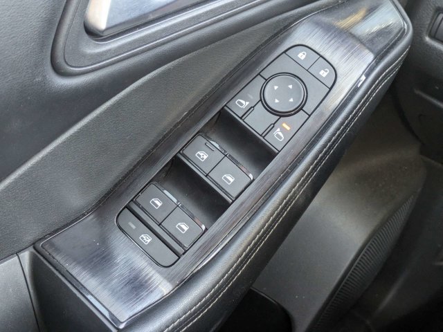 Used 2025 Nissan Rogue SV FWD image 24