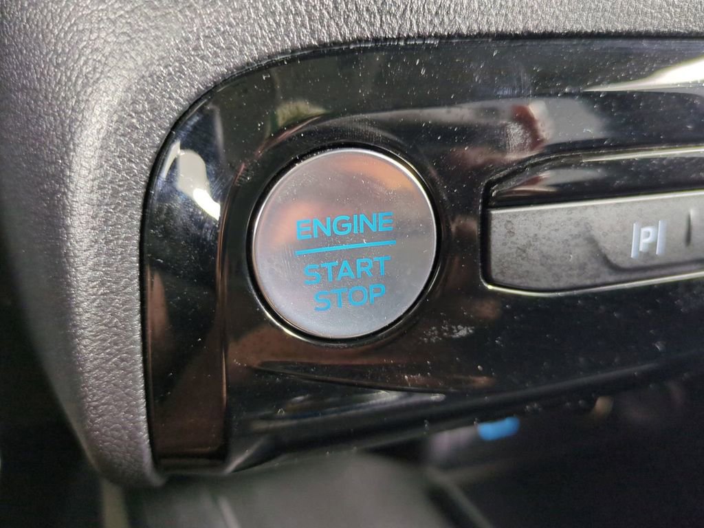 Used 2023 Ford Escape Platinum w/ Premium Technology Package image 36