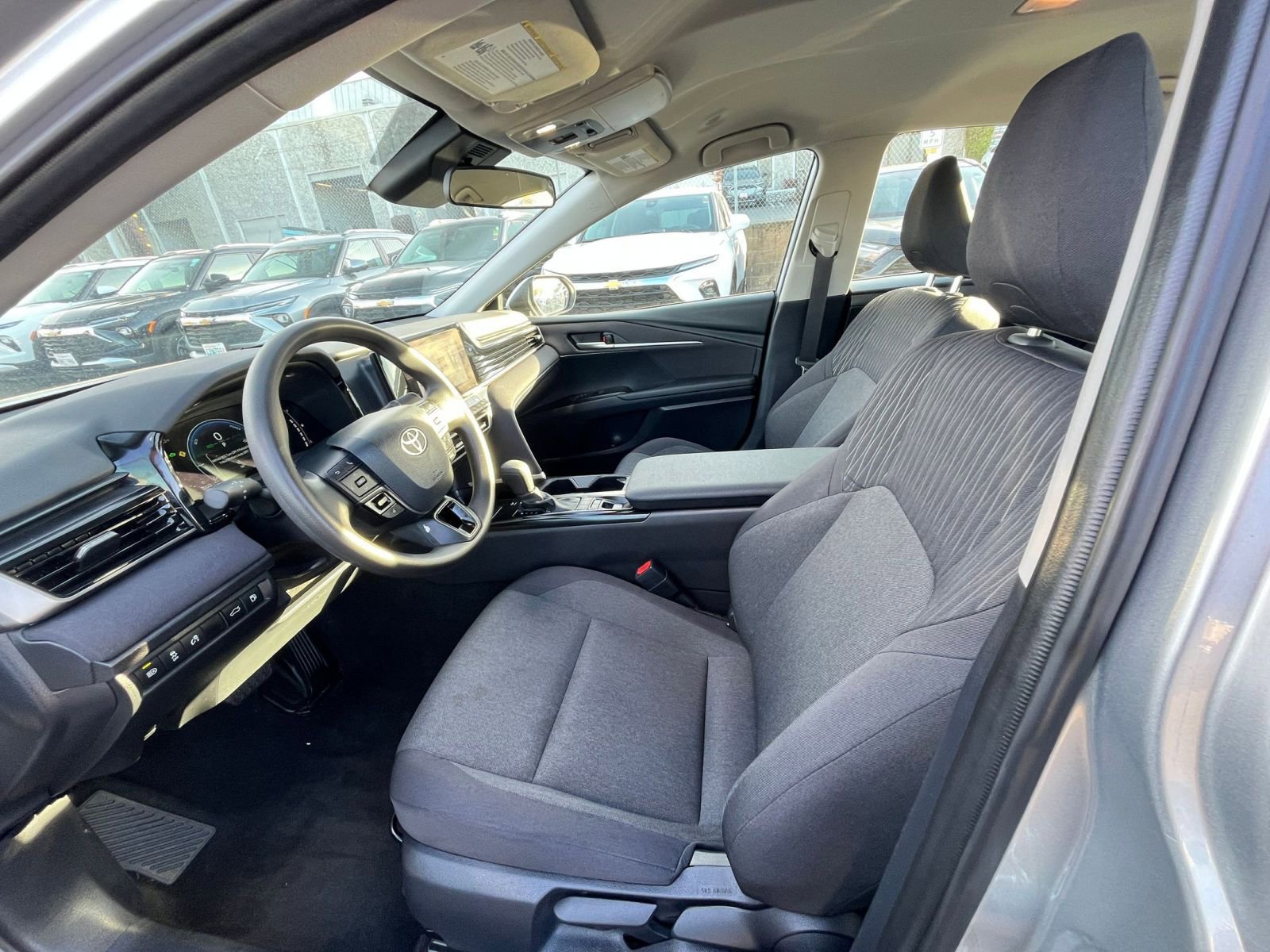 Used 2025 Toyota Camry LE image 24