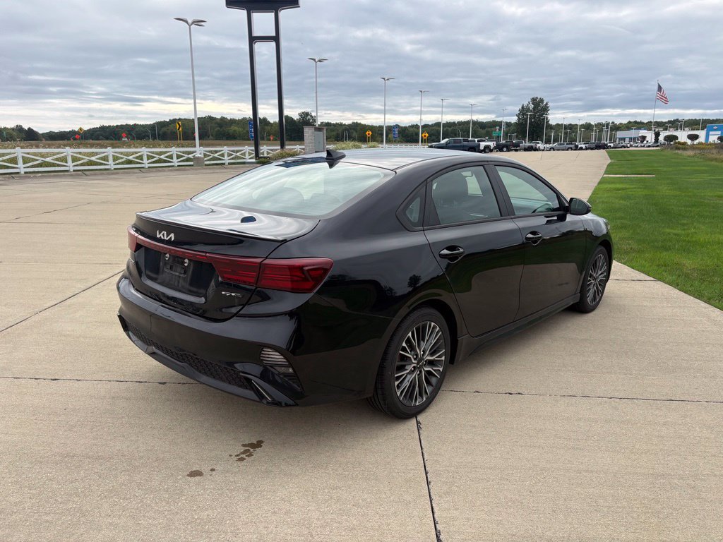 Used 2023 Kia Forte GT-Line FWD image 6