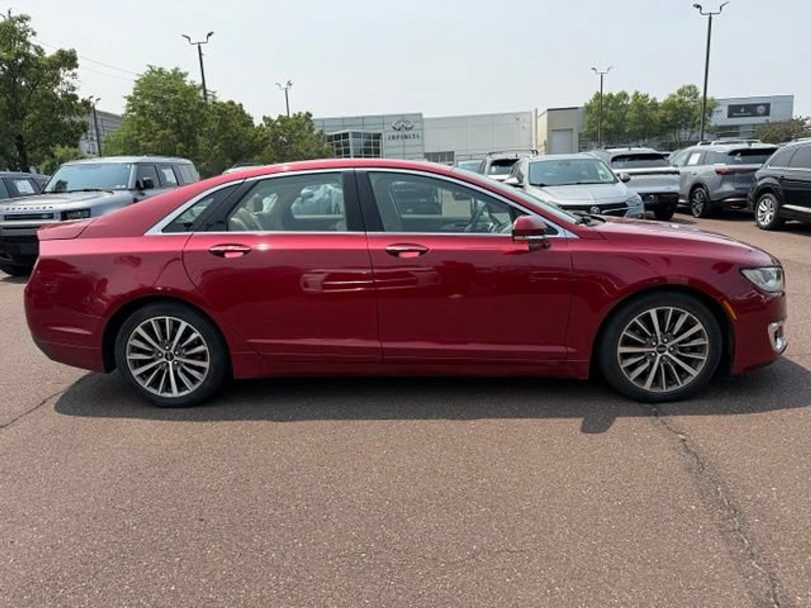 Used 2017 Lincoln MKZ Select FWD image 8