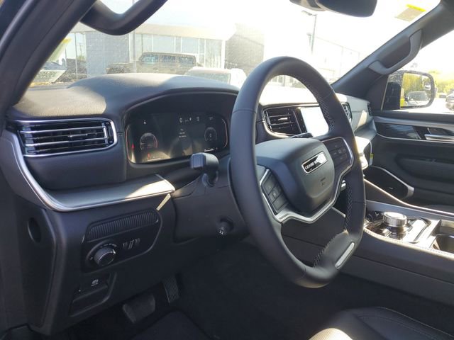 New 2026 Jeep Grand Wagoneer L Limited AWD/4WD image 12