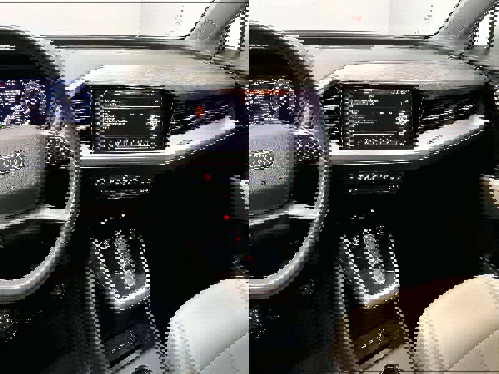 Certified 2023 Audi Q4 e-tron Premium Plus w/ Premium Plus image 8