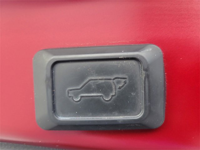 Used 2019 Toyota RAV4 Limited image 10