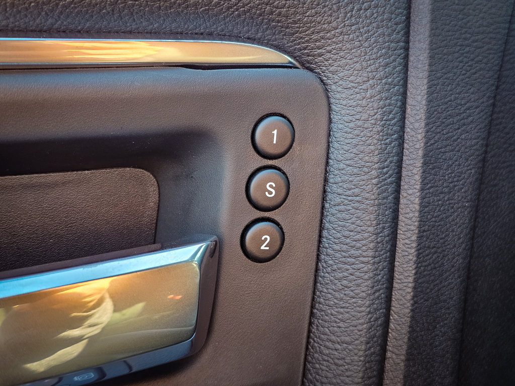 New 2027 RAM 3500 Laramie AWD/4WD image 13